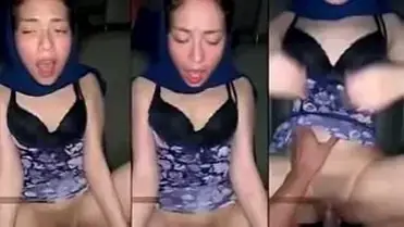 Bokep Jilbab Biru Desah Liar Memek Basah Lumer Hot Viral