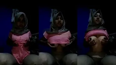 Bokep Jilbab Indo Hijab Binal Show Off Toket Gede