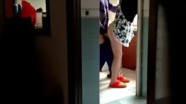 Pembantu Binal Sange Berat, Dientot Majikan Sampe Becek